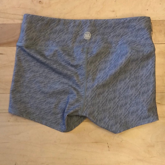 IAB Shorts - Picture 2 of 3